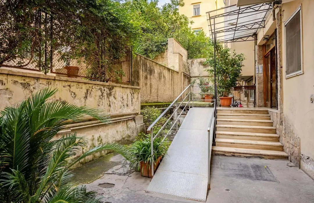 Casa Metis a Mergellina-1